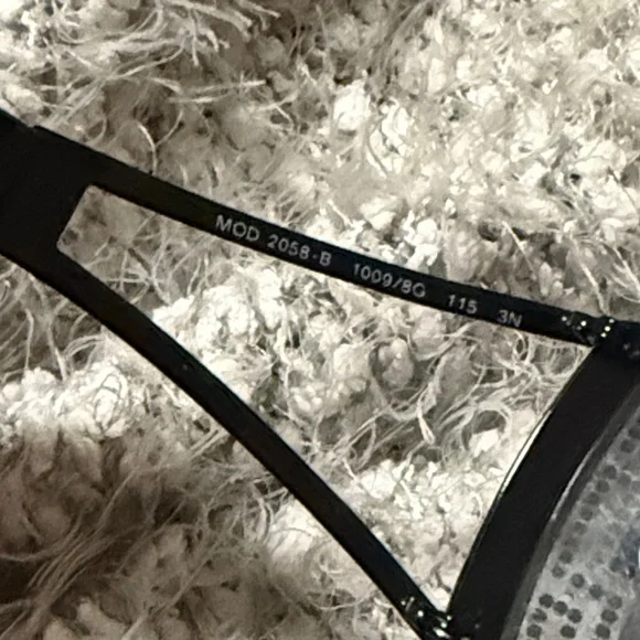 Versace Italy shield?️gradiant bling-bling+LV Paris multi-logo bag?? Versace Italy shield?️gradiant bling-bling+LV Paris multi  main image 4